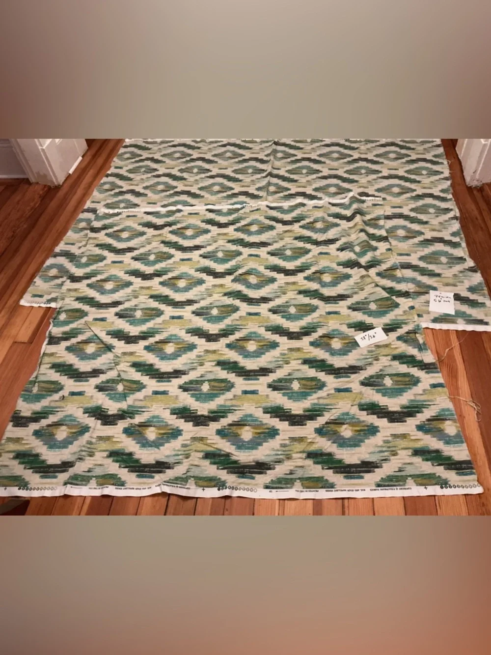 NWOT P/Kaufmann Sparta Parrot Fabric